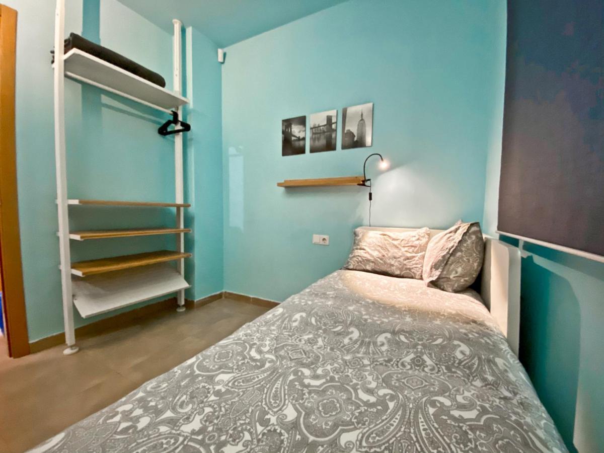 Urban Manresa-City Center Apartment With Balcony Exteriér fotografie